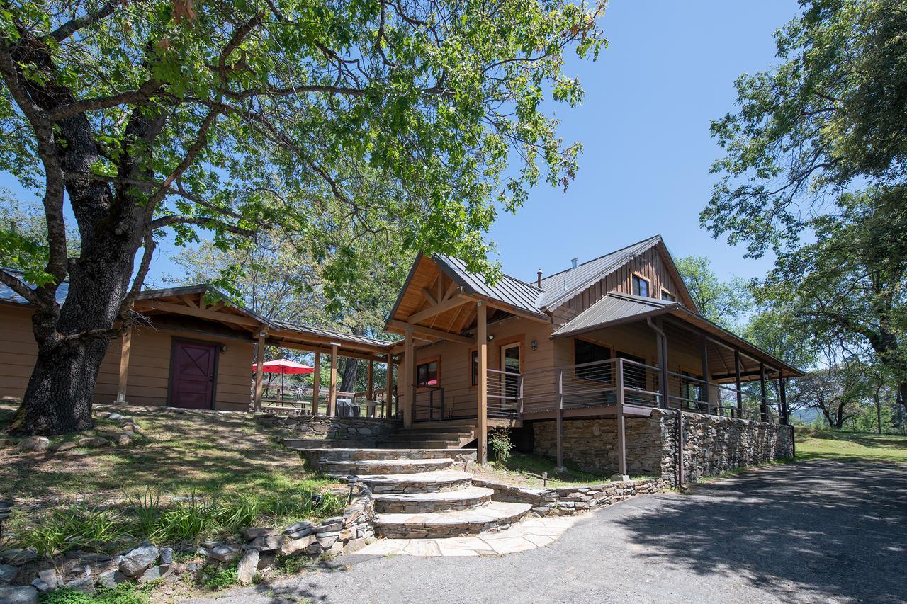 Sierra Base Camp Villa Oakhurst Exterior photo